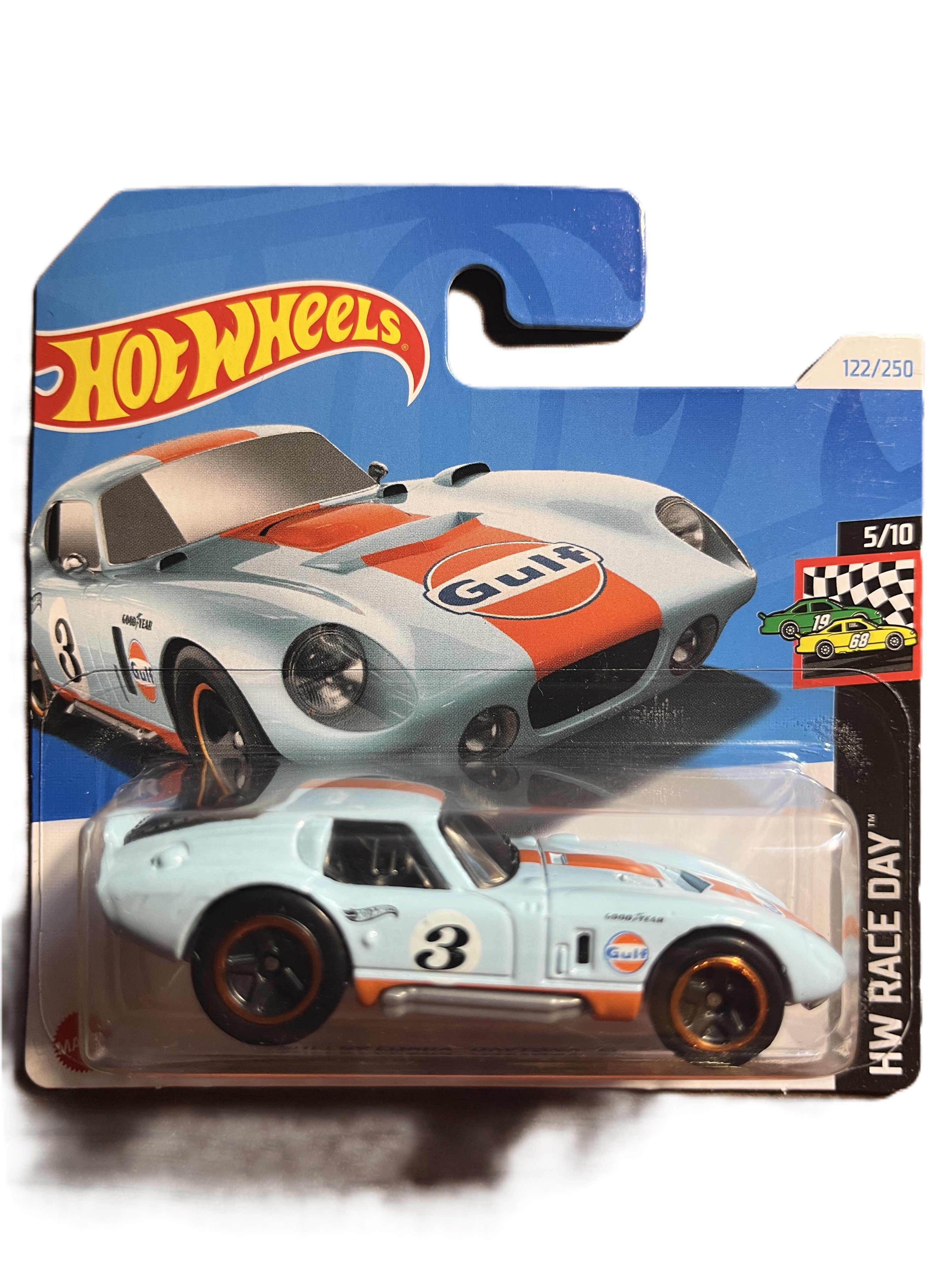 Hot Wheels HTC77 - Shelby Cobra Daytona Coupe - Gulf - short Card - 2024