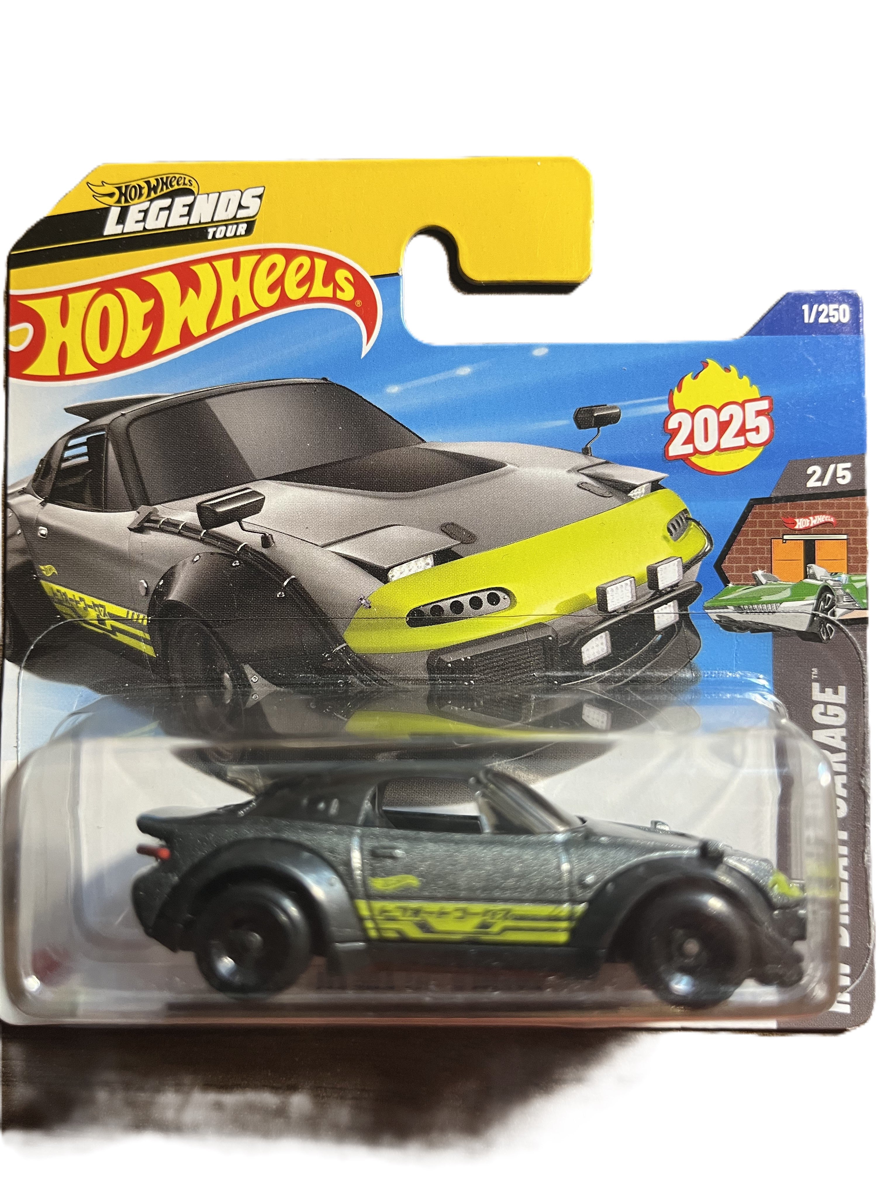 Hot Wheels HYW18 - Mazda MX-5 Miata - short Card - 2025