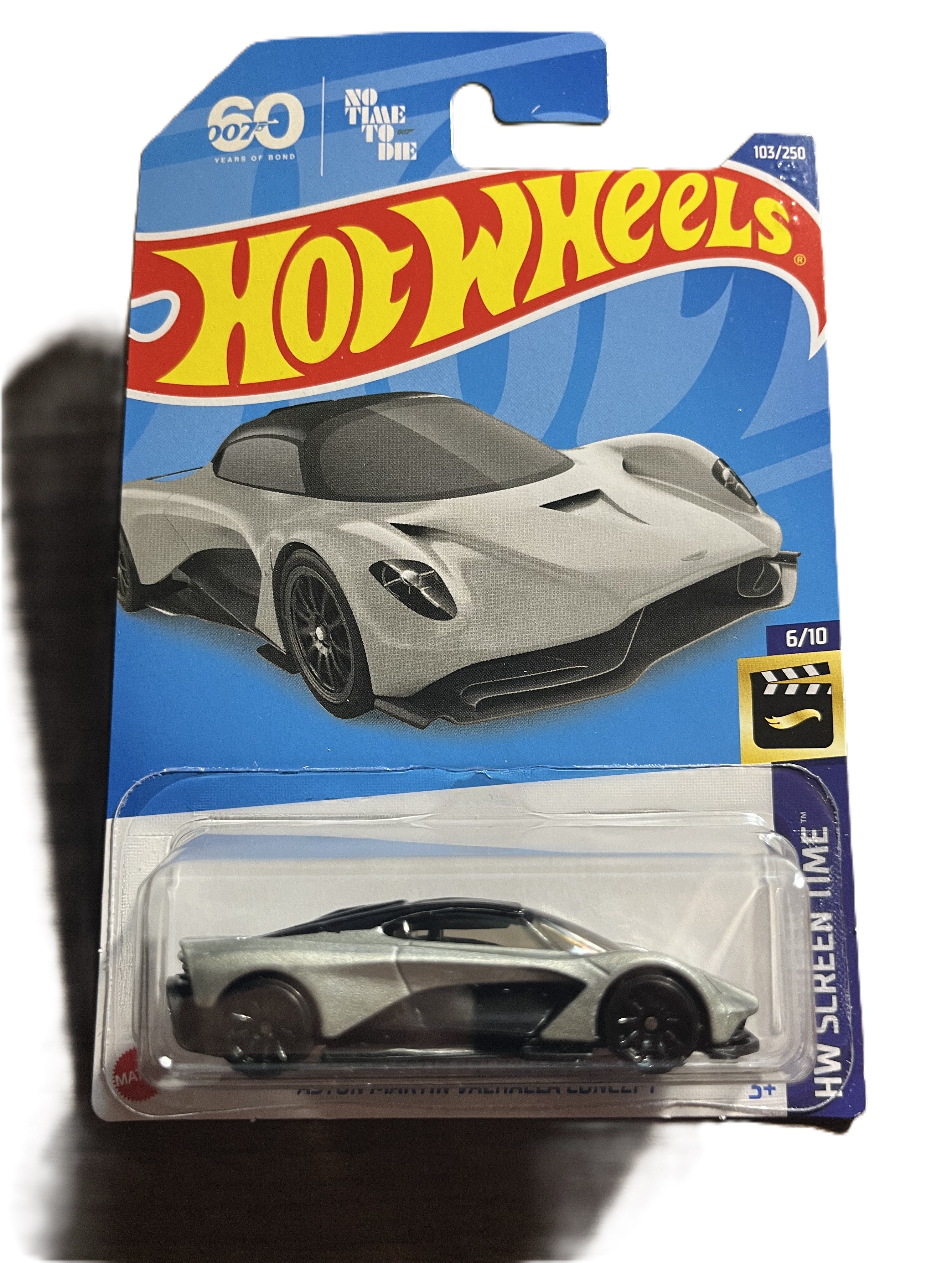 Hot Wheels HCV69 - Aston Martin Valhalla Concept - long Card