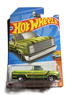 Hot Wheels HCV33 - 83 Chevy Silverado - long Card