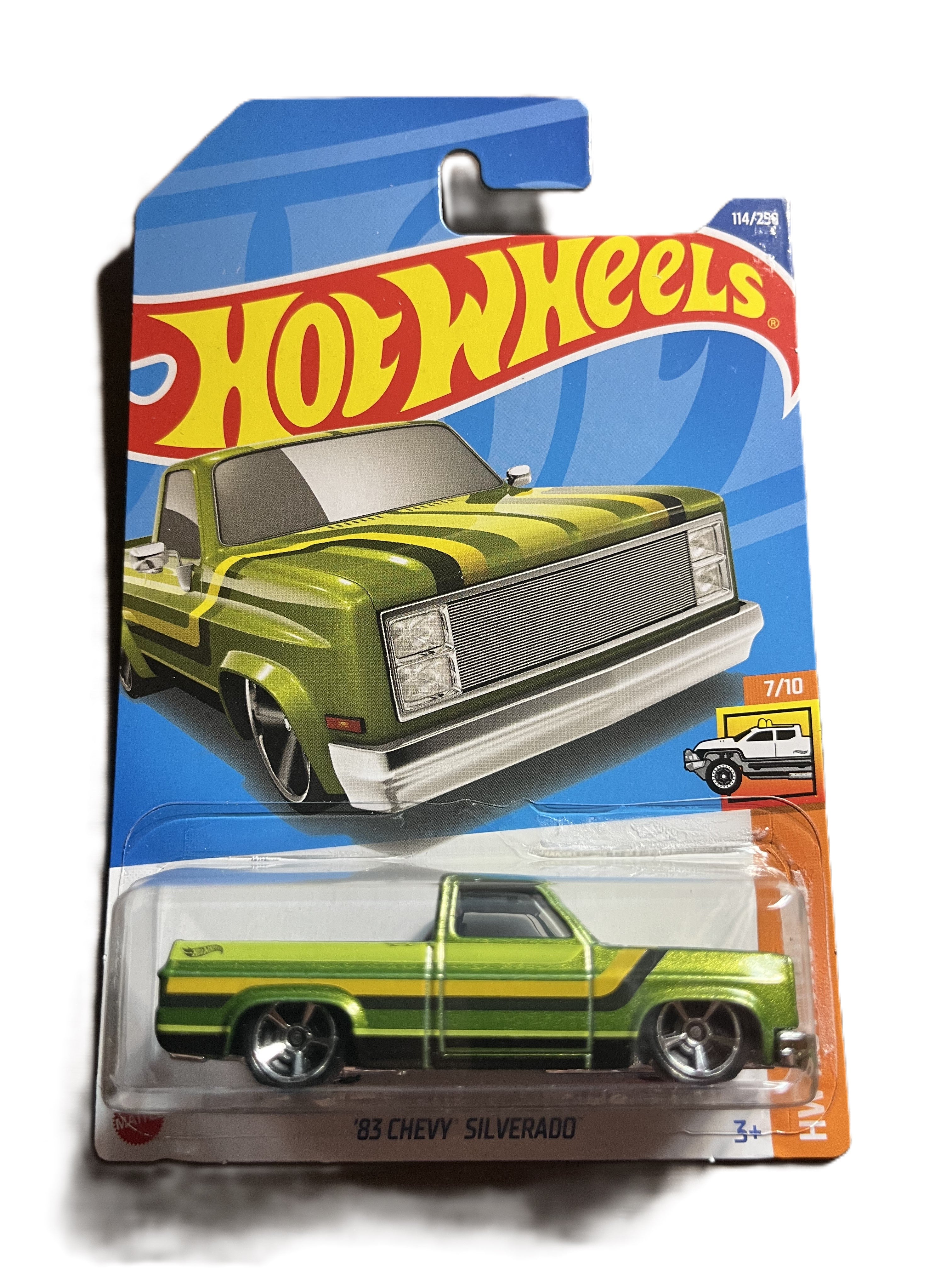 Hot Wheels HCV33 - 83 Chevy Silverado - long Card