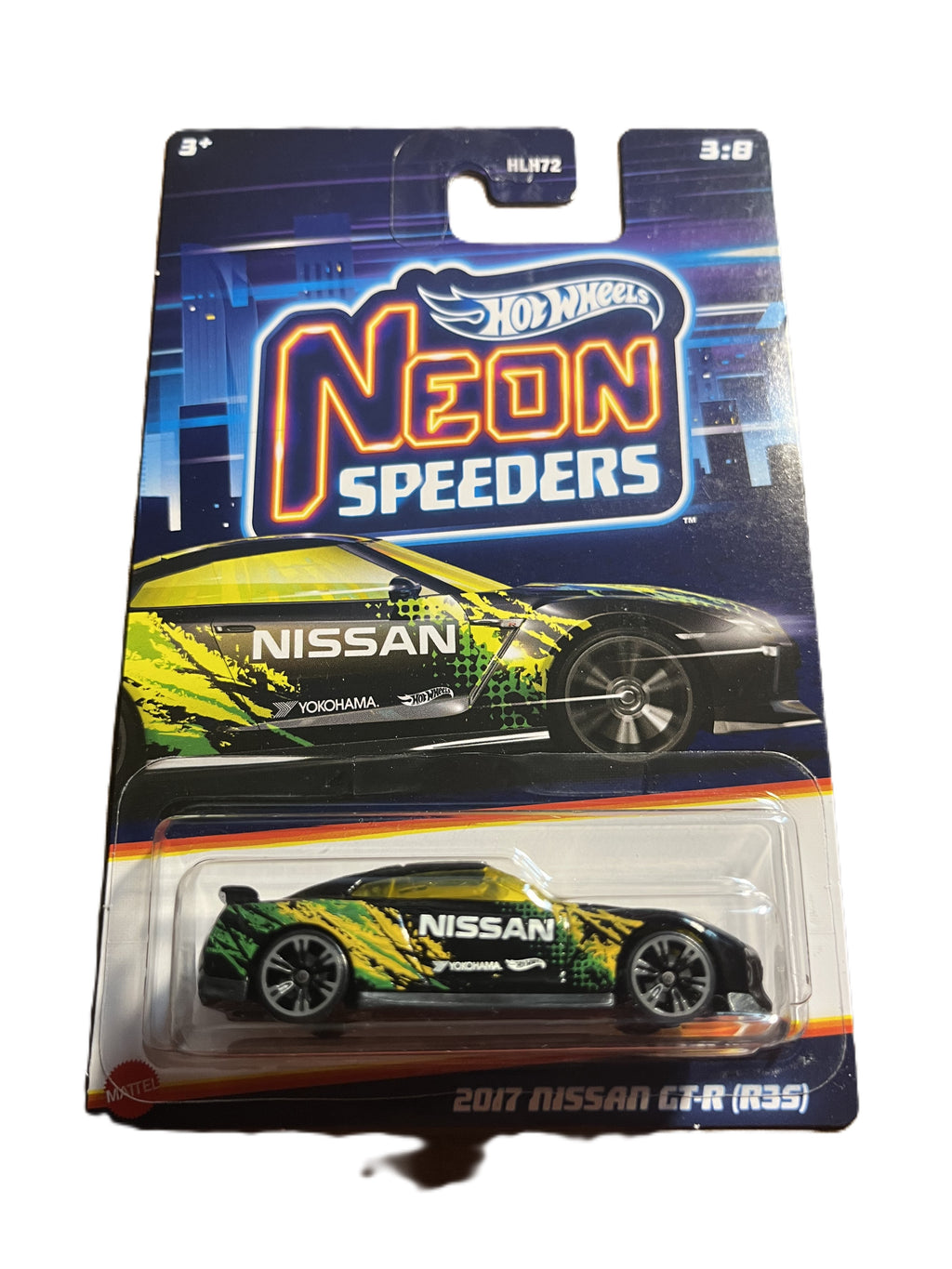 Hot Wheels HLH75 - 2017 Nissan GT-R (R35) - Neon Speeders 3/8 - long Card