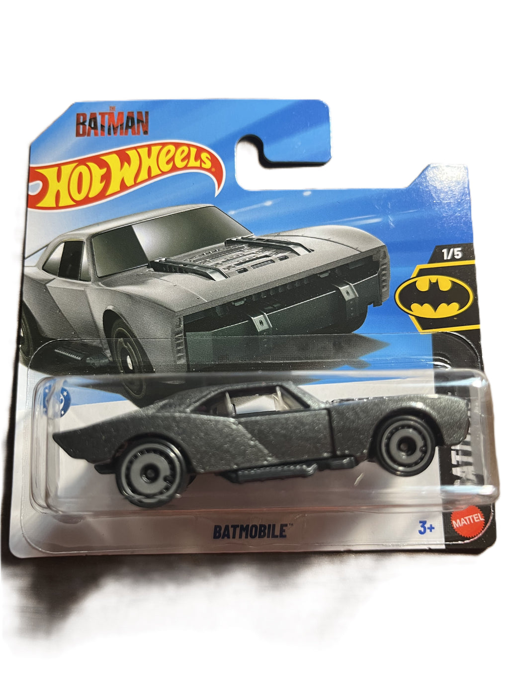 Hot Wheels JJH83 - Batmobile - short Card - 2026