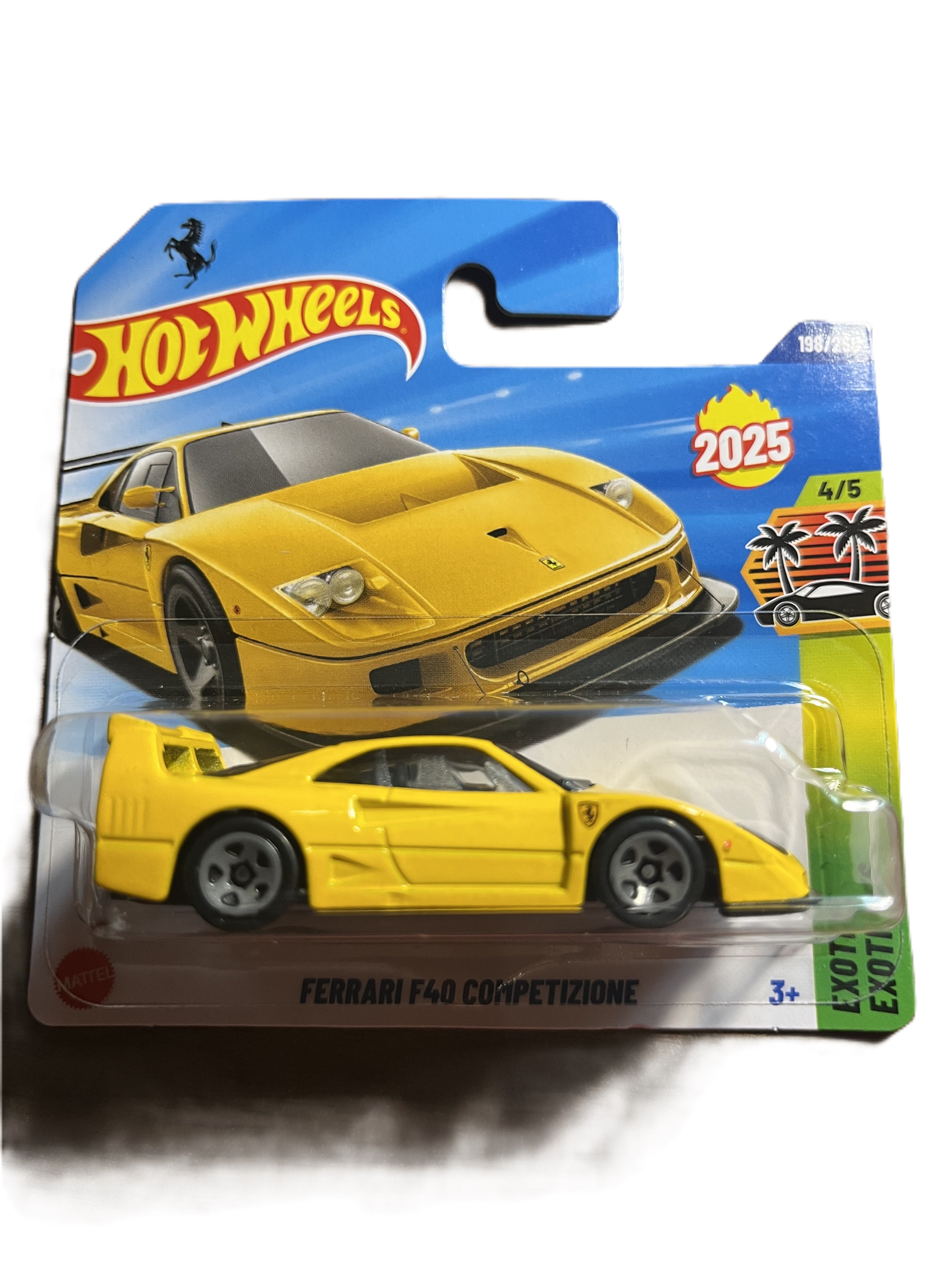 Hot Wheels JBB92 - Ferrari F40 Competizione - short Card - 2025
