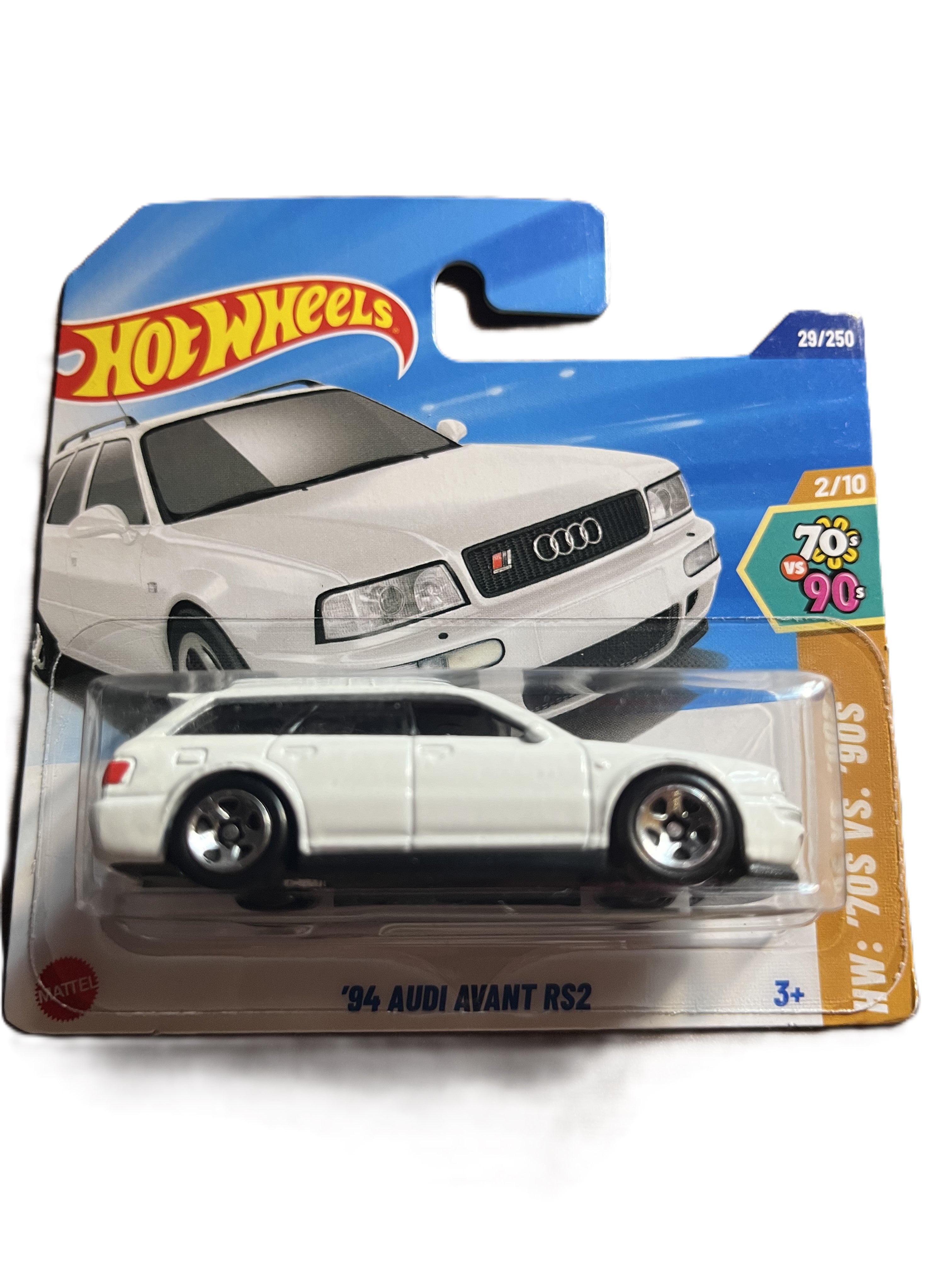 Hot Wheels HYX60 - 94 Audi Avant RS2 - short Card - 2025