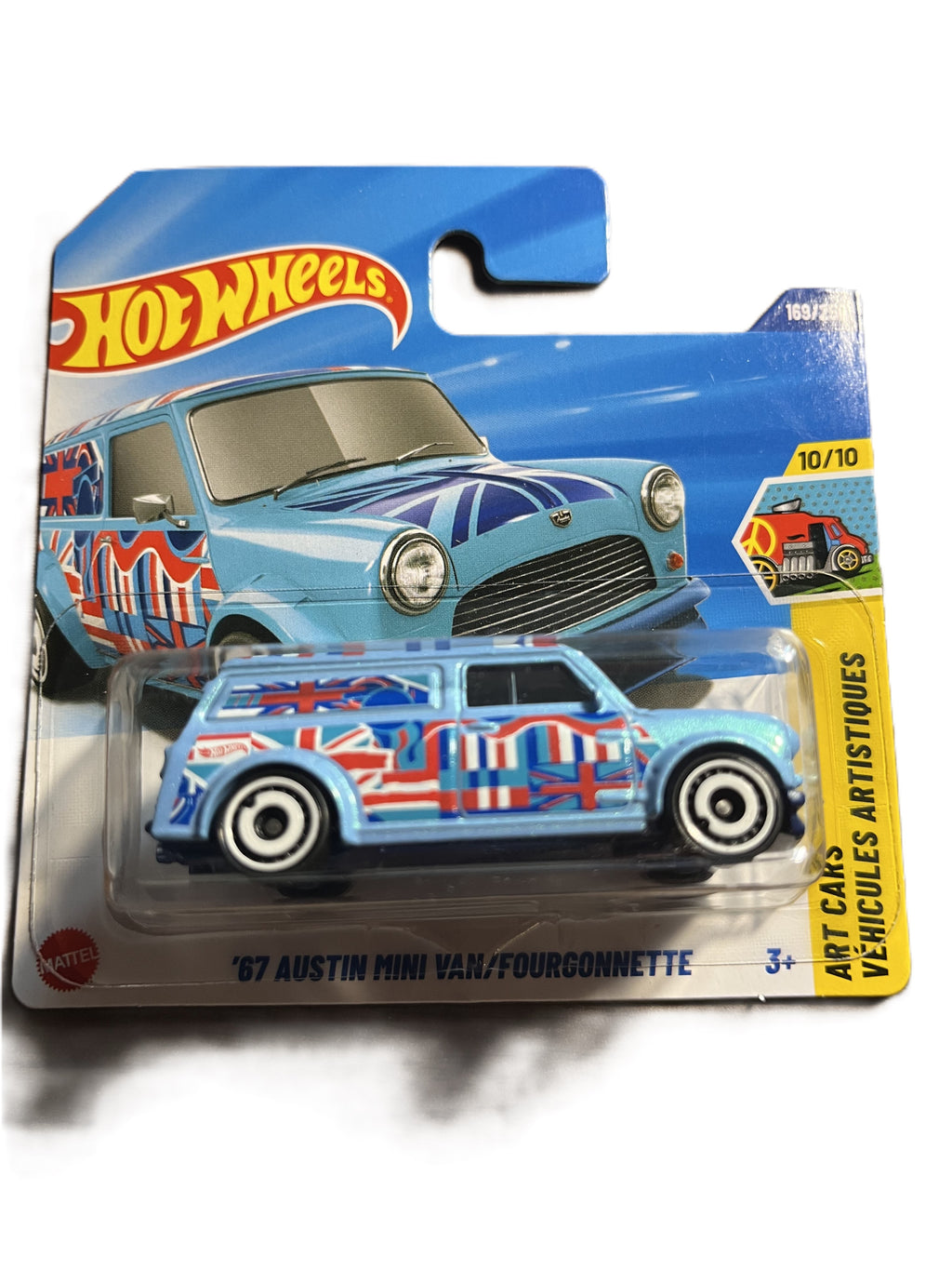 Hot Wheels JBB68 - 67 Austin Mini Van - short Card - 2025