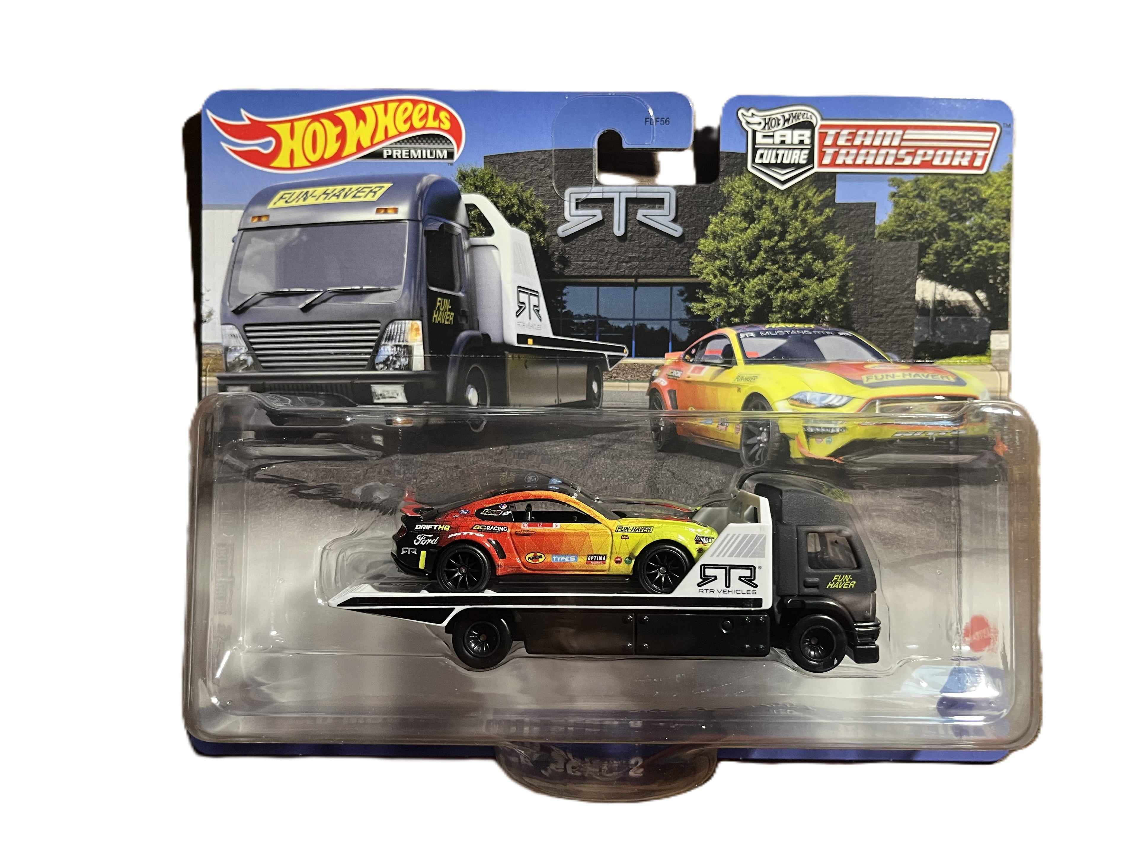 Hot Wheels HKF39 - 23 Ford Mustang RTR Spec 5 - Aero Lift - Team Transporter 50 - Premium