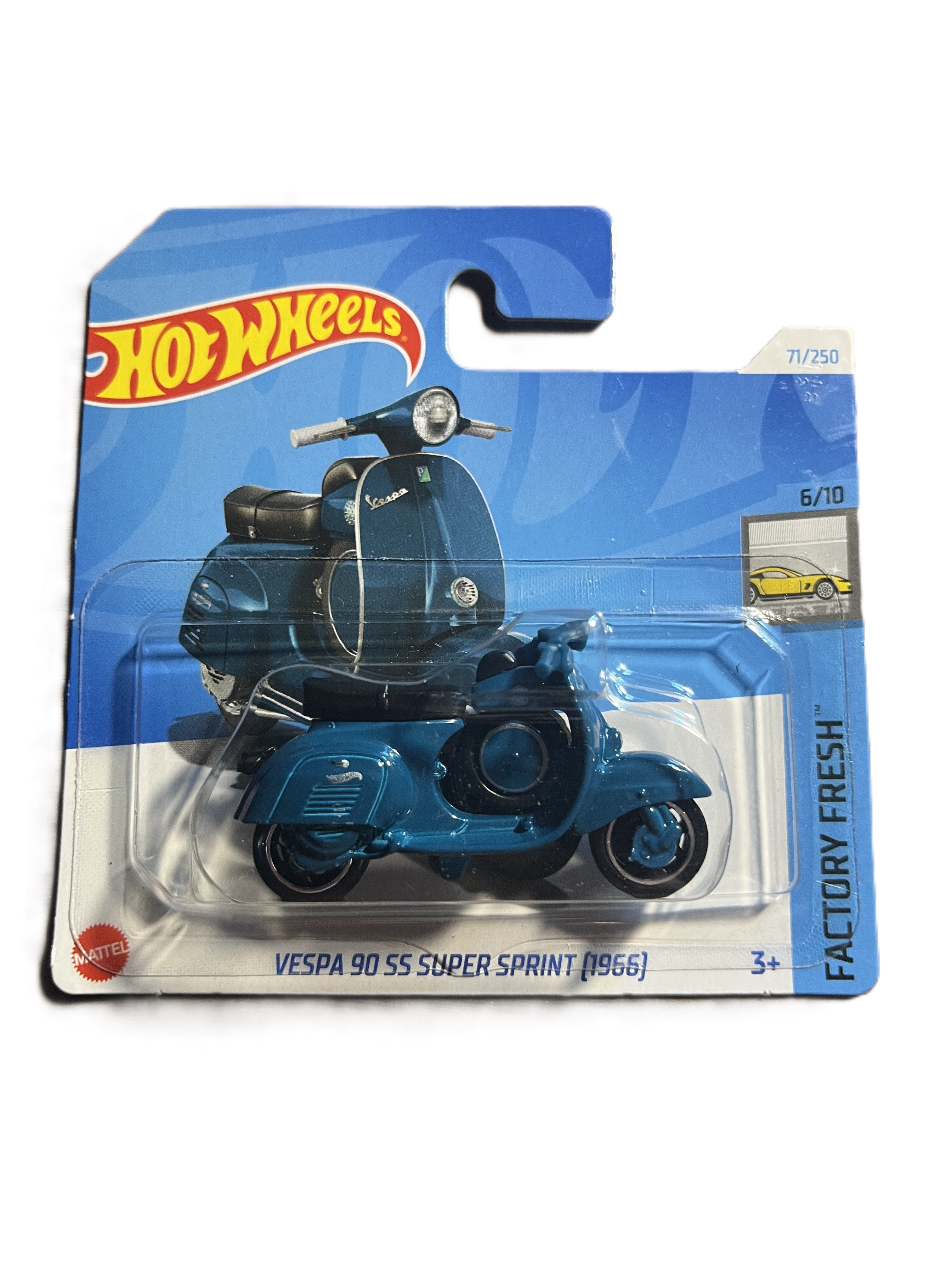 Hot Wheels HTD23 - Vespa 90 SS Super Sprint (1966) - short Card - 2024