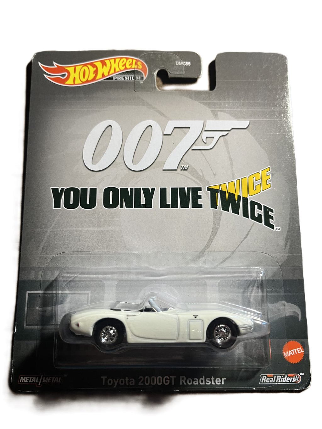 Hot Wheels HKC27 - Toyota 2000GT Roadster - 007 You only live Twice - Premium