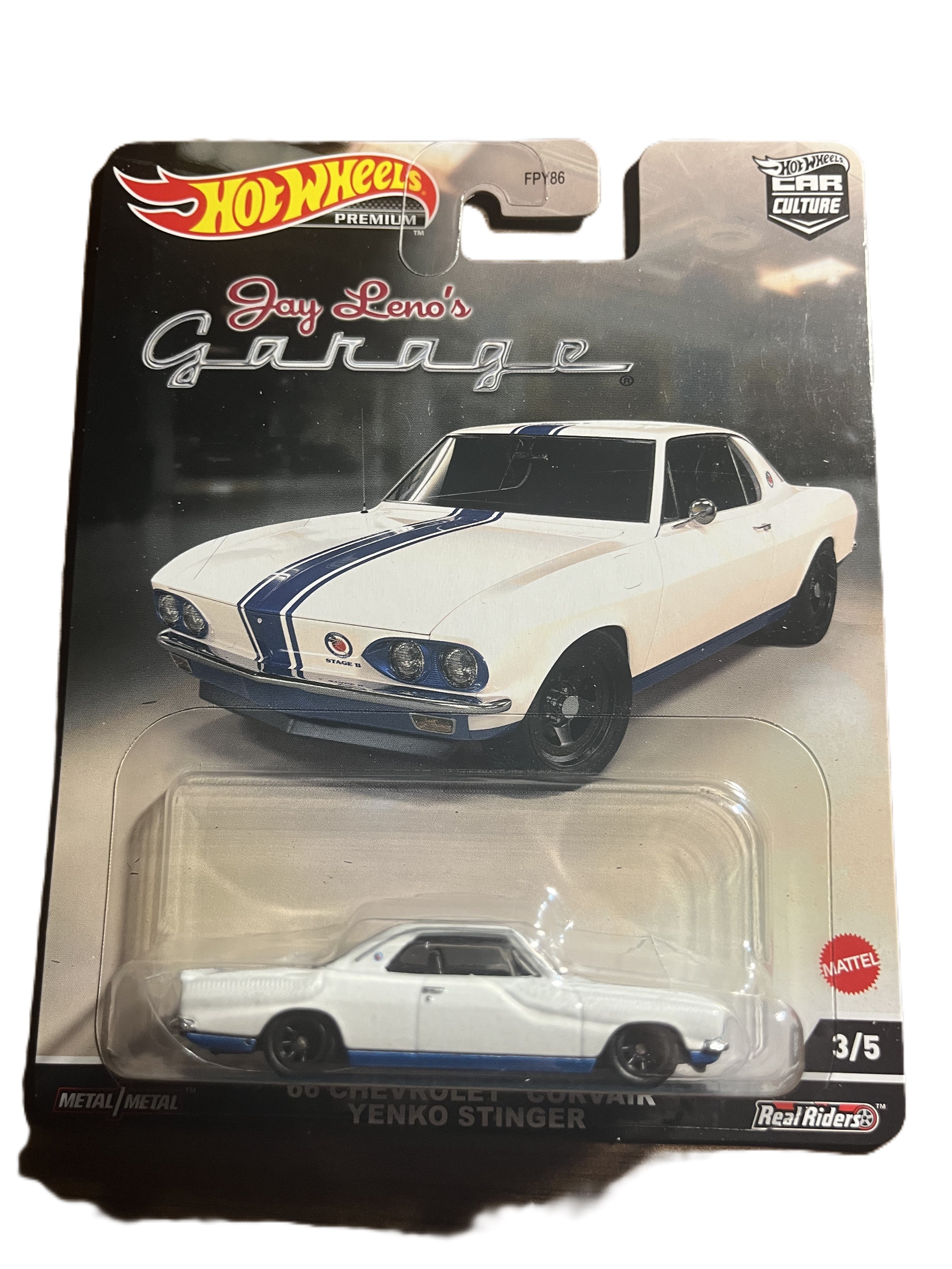 Hot Wheels HCJ84 - 66 Chevrolet Corvair Yenko Stinger - Jay Lenos Garage 3/5 - Premium