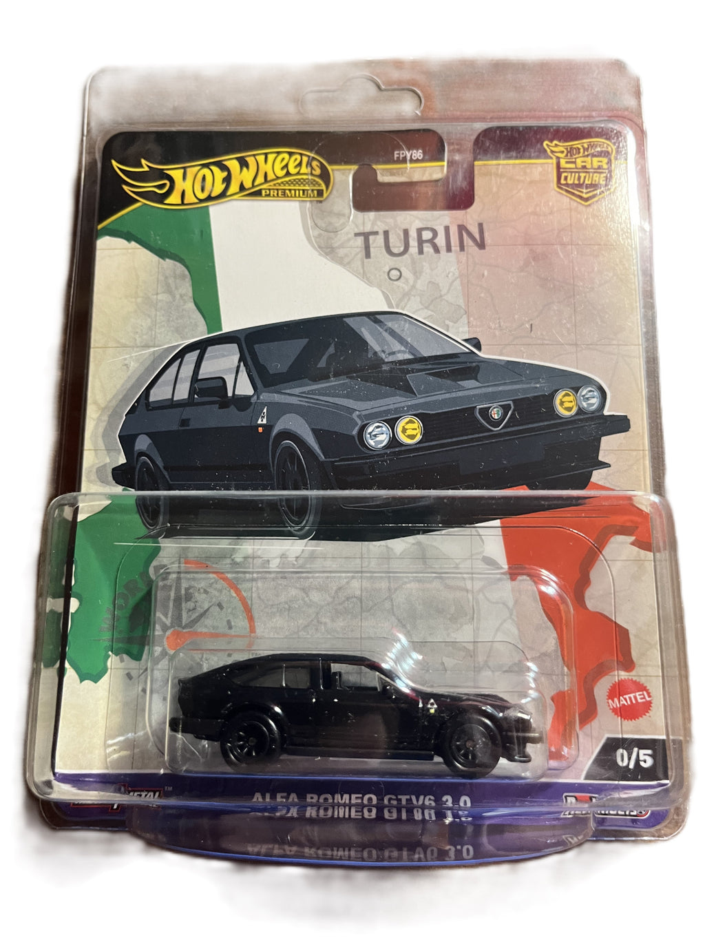 Hot Wheels HRV83 - Alfa Romeo GTV6 3.0 - Chase Car - World Tour 0/5 - Premium - mit Protector Pack