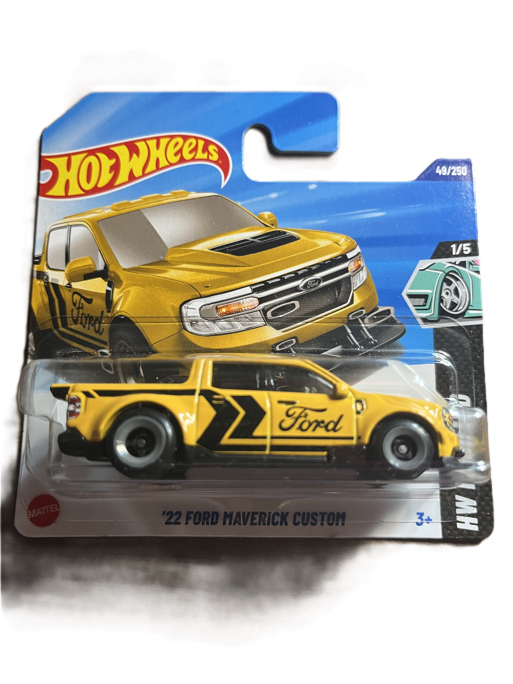 Hot Wheels HYX00 - 22 Ford Maverick Custom - short Card - 2025