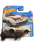 Hot Wheels HYX01 - 69 Corvette Racer - short Card - 2025