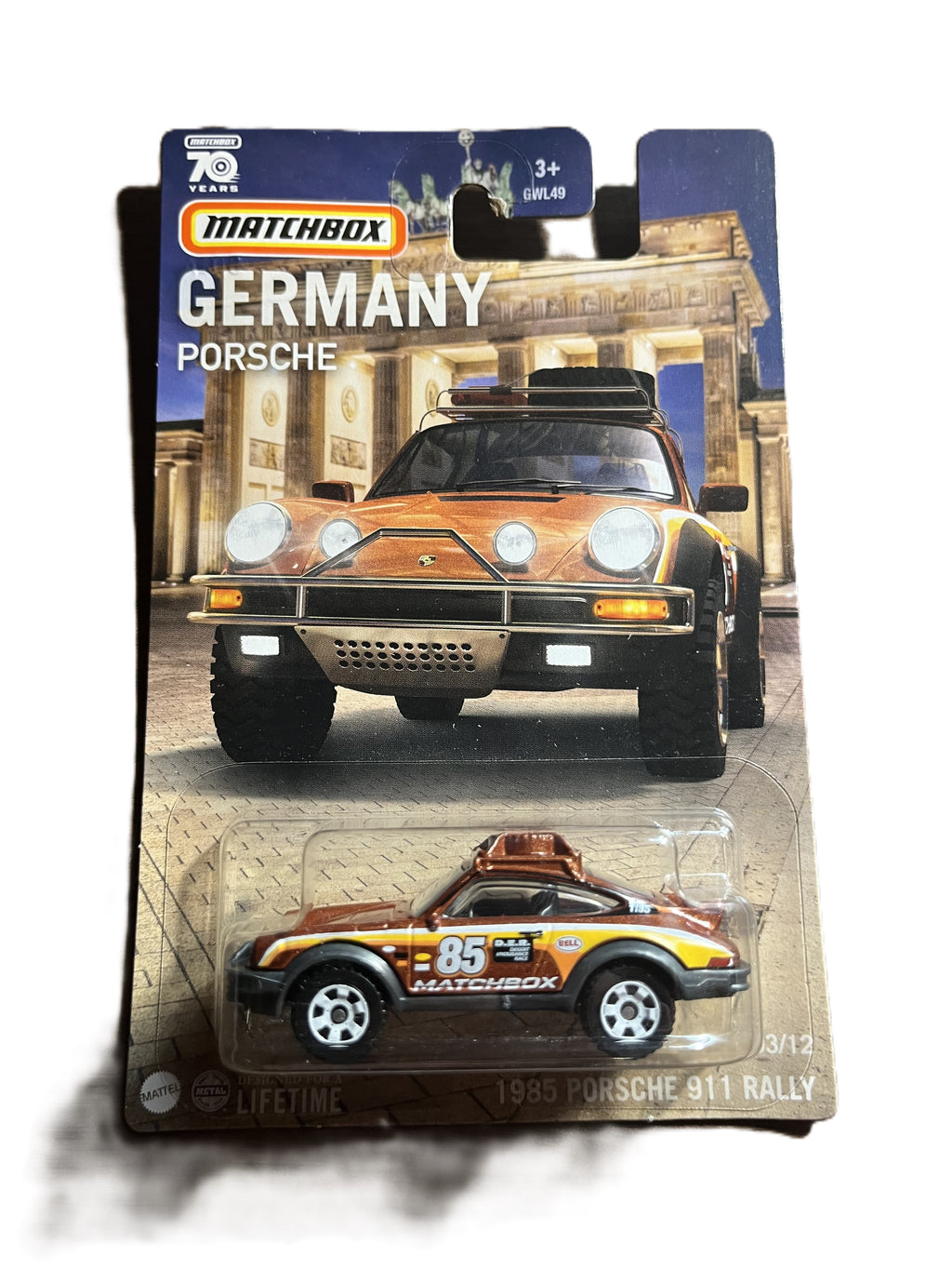 Matchbox HPC58 - 1985 Porsche 911 Rally - 70 Years Germany 03/12 - long Card