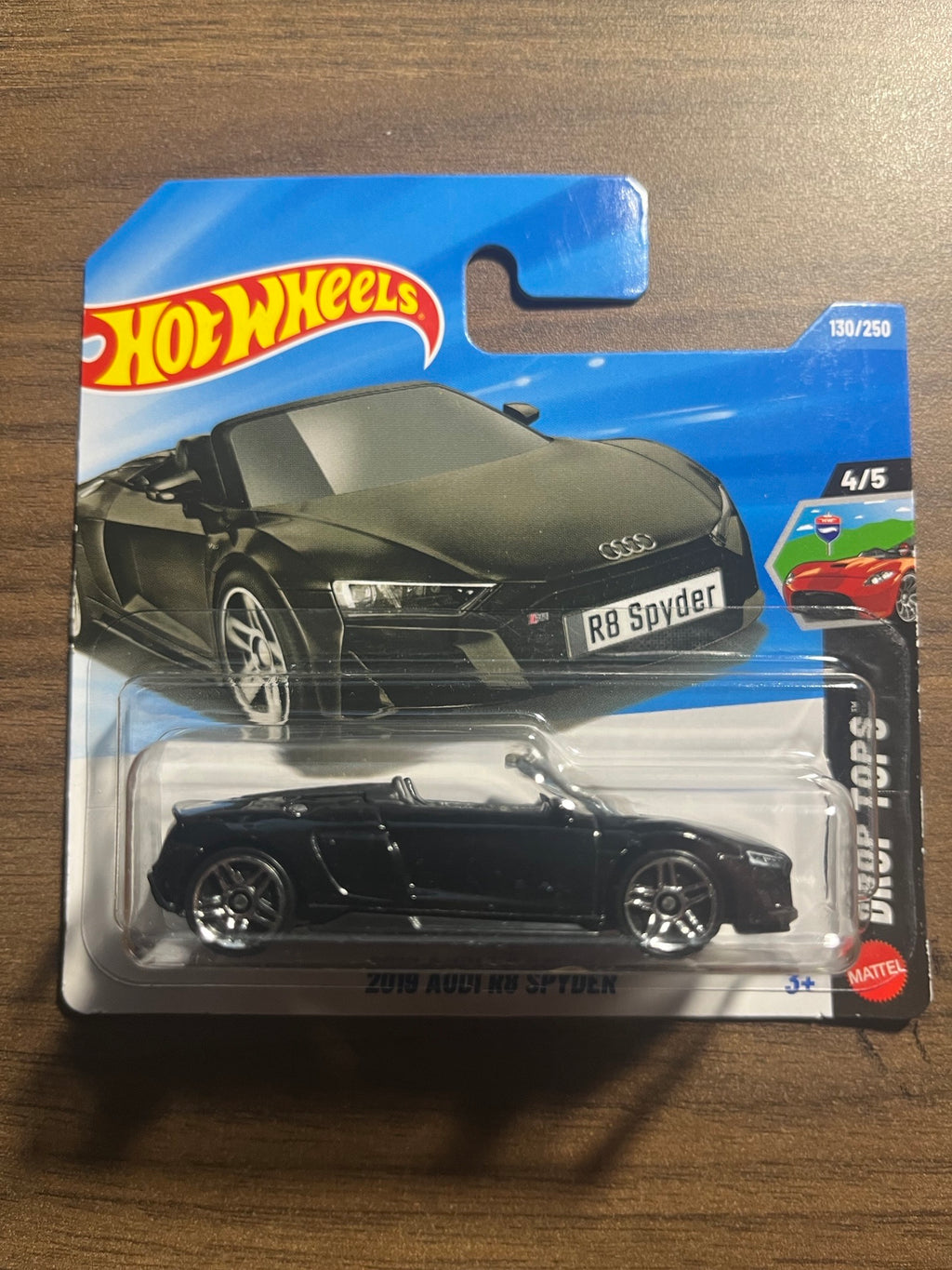 Hot Wheels JJJ84 - 2019 Audi R8 Spyder - short Card - 2026